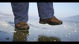 он может замораживать воду и по ней можешь ходить