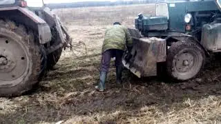 ЮМЗ и МТЗ тащили кран Ивановец МАЗ часть 1