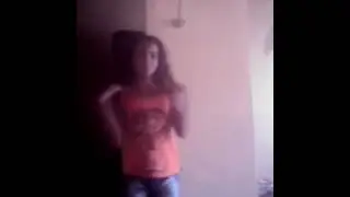 Dançando MC livinho cheia de marra