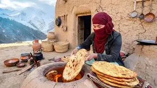 Fresh Afghan Tandoor Bread in a Mountain Village 🔥| Real Rural Life 🇦🇫