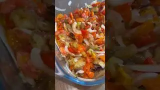 Нереально вкусный горячий салат!#shorts #семья #дети #обед #вкусно #ужин#мангал #салат #горячее #зож
