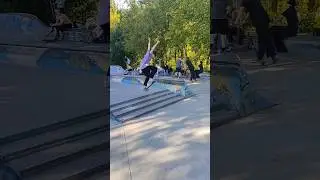 Покатали в Сокольниках  #скейтбордингвмассы #скейтбординг #fail #скейтпарк #skateboarding#skatepark
