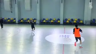 IHF Rule Interpretation | Direct Execution of the Throw-off (1-1) —Defender to block the direct shot