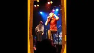 Les Fatals Picards- La sécurité de l'emploi