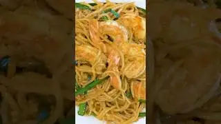 Easiest Garlic Shrimp Lo Mein Recipe