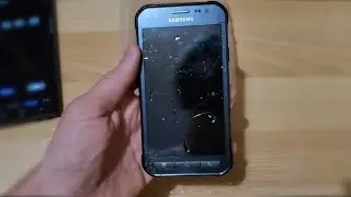 Are Cracked Phones Still Water Proof?