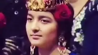 Дуст хакида ажойип шер
