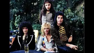 Queen   We Will Rock You
