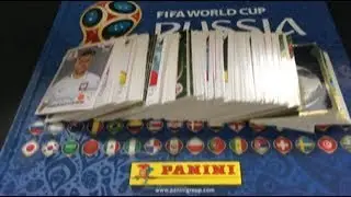 COLANDO MAIS DE 170 FIGURINHAS NO ÁLBUM DA COPA 2018!!!