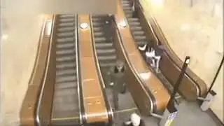 В метро Санкт Петербурга прогремел взрыв 03 04 2017 СРОЧНО 1