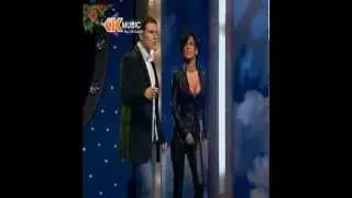 Unknown singer in top to toe leather