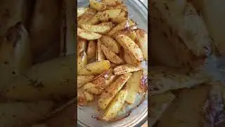 Почему на нашем канале не выходят новые видео??!?!