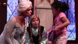 PRINCESS ELSA AND ANNA AT DISNEY CALIFORNIA ADVENTURE MEET AND GREET  - HD QUALITY-