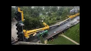Incriveis acidentes de equipamentos pesados, escavadeiras, tratores e caminhoes