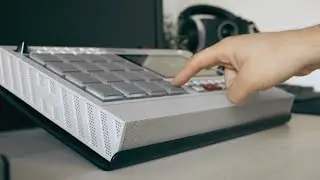 Making a smooth beat with MPC Live II retro