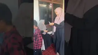 Tradisi Salam Tempel di Hari Raya Idul Fitri