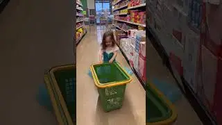 O elbise alınsın illa giyilecek bir yer bulunur 🤣 