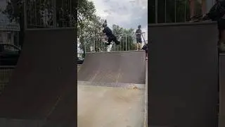 Меджик 😶‍🌫️ #automobile #брай #skateboarding #skate #skatepark #самокат #tricks #skateboard ￼