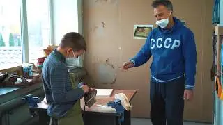Занятие в кружке "Своими руками"с инструктором Ю.Красновым