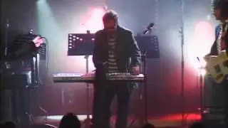 Robert van der Lippe - Gloria "Them Tribute"