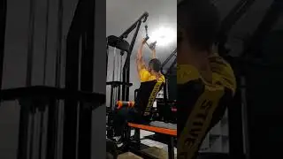 PUXADA ALTA COM TRIÂNGULO