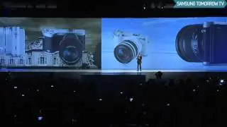 Samsung NX300 mirrorless interchangeable lens camera with 2D/3D lens