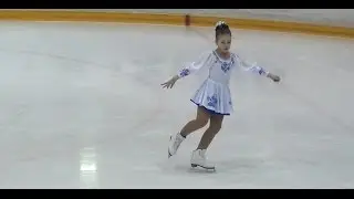 Юный фигурист.Алина
