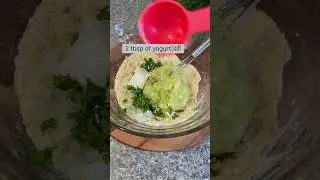 Healthiest chilla best for your breakfast💯👩🏻‍🍳 #breakfast #youtubeshorts #shortvideo #foodshorts