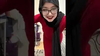 Dar Elbiseli Türbanlı Kız Kamerada Coşturuyor