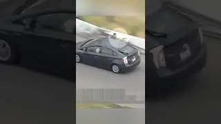 Armed suspect vs police