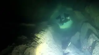 France - Resurgence du Gouron, gliding through the deep section on the way out.
