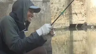 mancing di sungai kepulungan