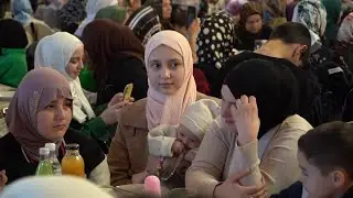 Ramadan Iftar In Russia With Beautiful Mashup Nasheed