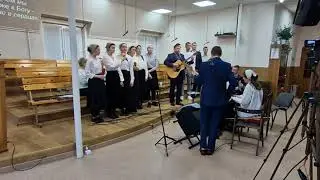 Молодежь - Выбрали мы узкую дорогу