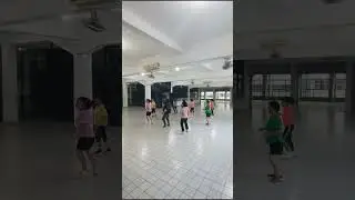 Kiss Me Everyday - Line Dance - Choreo Roosamekto Mamek - Dance  - Be'Happy Dance