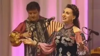 Месяц ясны - ансамбль 