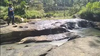 berpetualang bareng YouTuber Pajampangan ke Curug cinta .