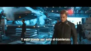STAR TREK EN LA OSCURIDAD (Nuevo trailer)