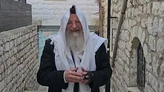 איך התמודדו עם טילים  על צפת בעבר? | הרב שמואל אליהו | הלכה יומית | י