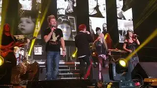 Raskasta Joulua - Tulkoon Joulu, Live