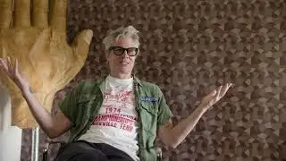 Haunted House Doesn't Scare These Women