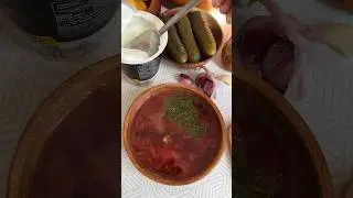На обед борщ с 😋