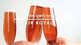 Kir Royale (French champagne cocktail)