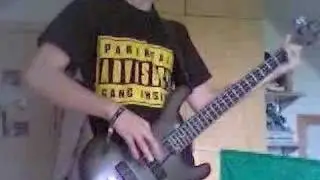 Bass Iron Maiden: Run To the Hills