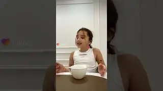 Аминка очень любит чай 
