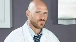 Doctor Holding The Pulse Of The Lady: Is There Vomiting? | Big Ass Aunty | Big Boobs Aunty