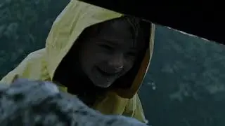 CENA: PENNYWISE NO BUEIRO | IT: A COISA (2017) DUBLADO HD