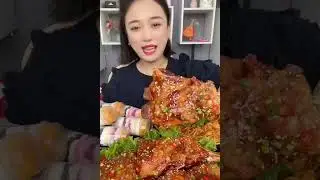 КИТАЙЦЫ ЕДЯТ НА КАМЕРУ / АСМР ЕДА. 🥢🍝🥢🍝🥢