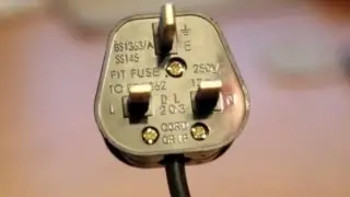 How to wire a plug. (UK BS1362)