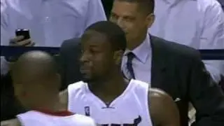 Dwayne Wade Fixes Eddie Jordans Tie
